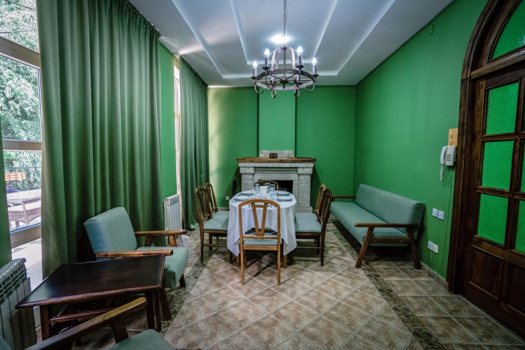 Chatcal Mountains Resort Burchmulla エクステリア 写真