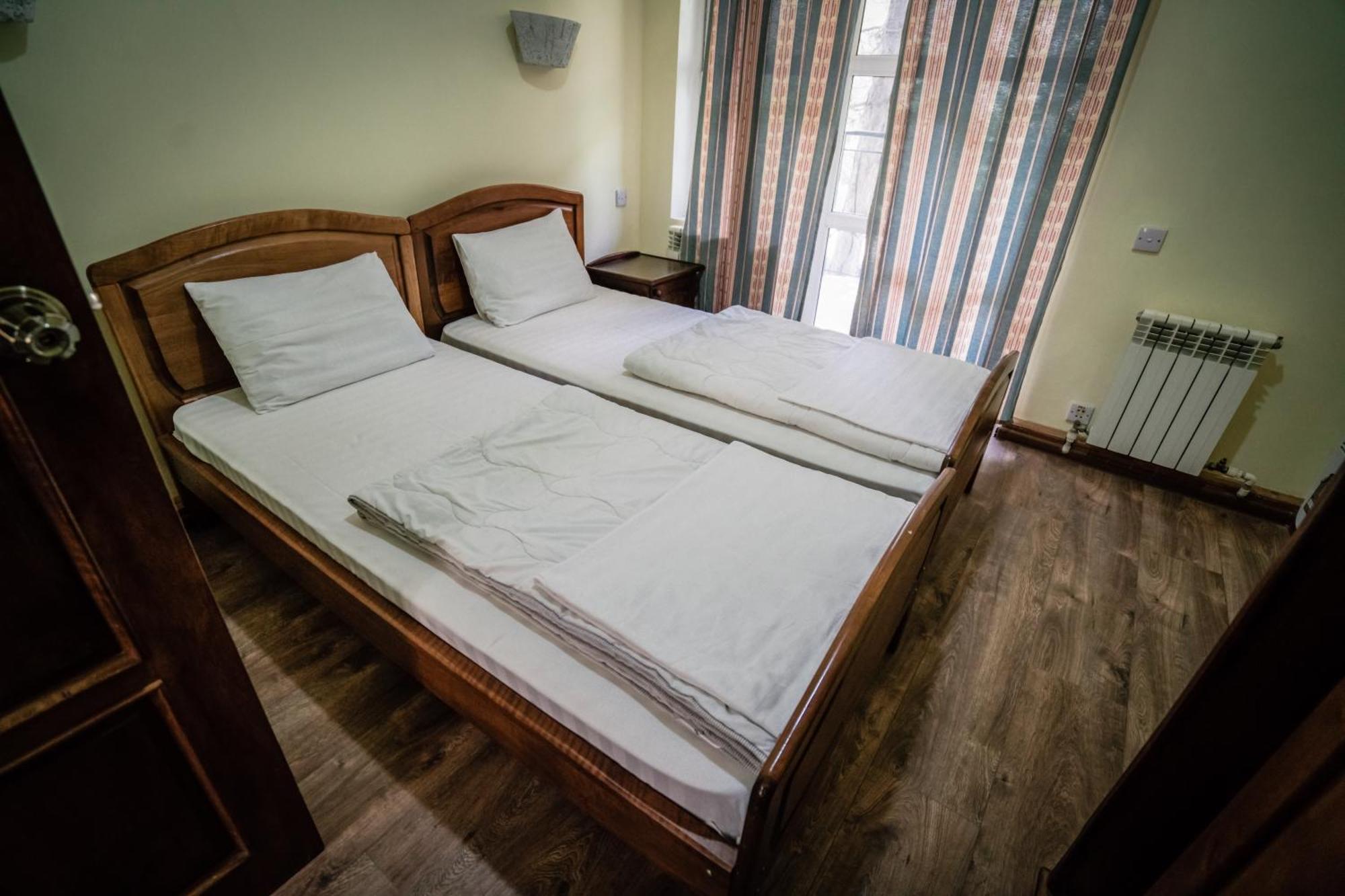 Chatcal Mountains Resort Burchmulla エクステリア 写真